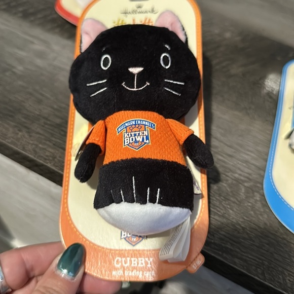 NWT Hallmark Itty Bittys 😻 Cuddles Toffee Cubby Mitzi - Picture 6 of 9